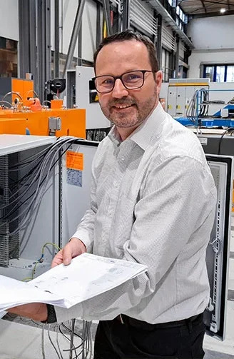 buss-team-member_quality-control